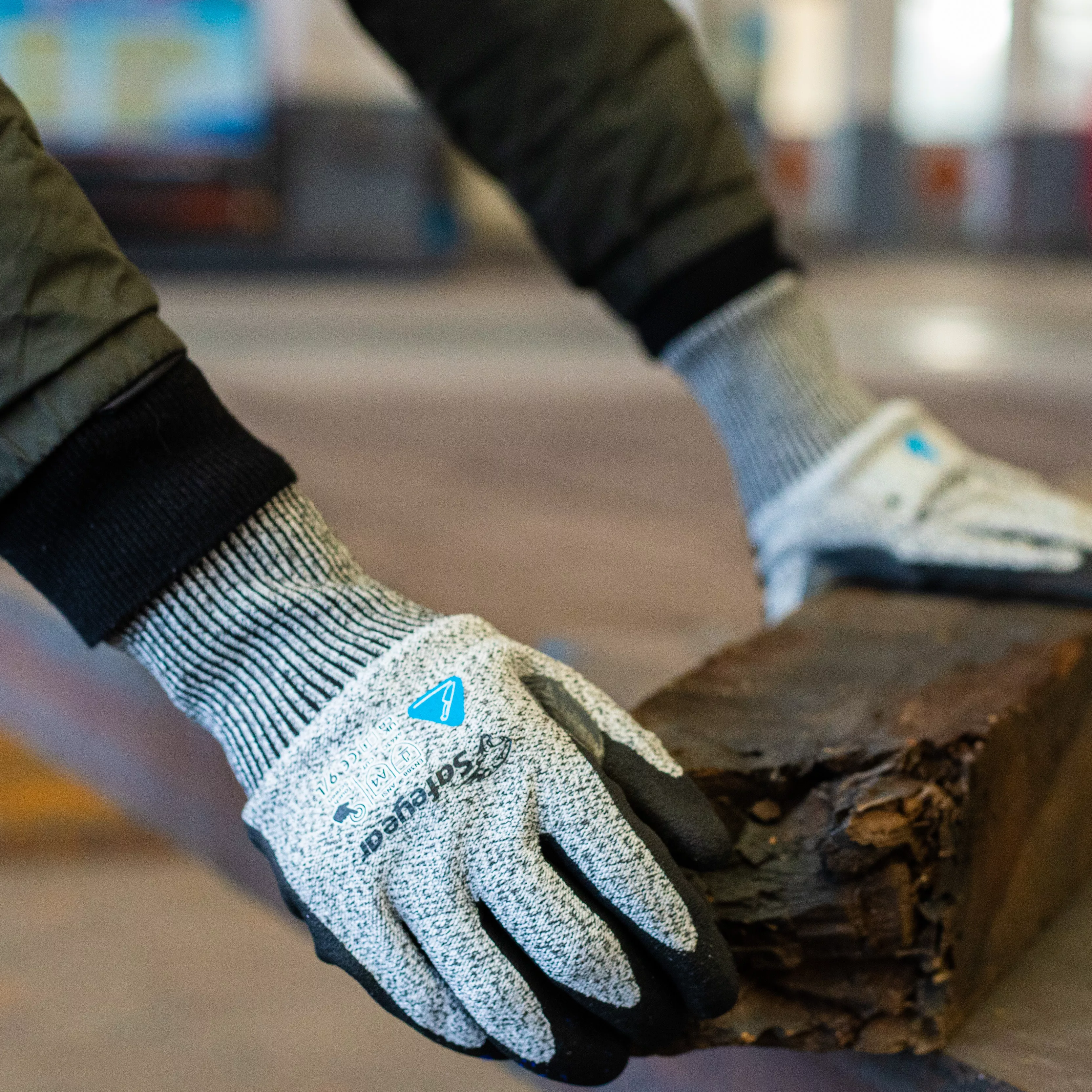 Your Complete Guide to Cut-Resistant Gloves